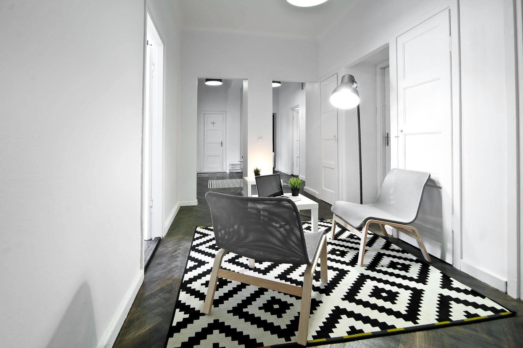 Extra Hostel "Easy Kaunas" Екстериор снимка